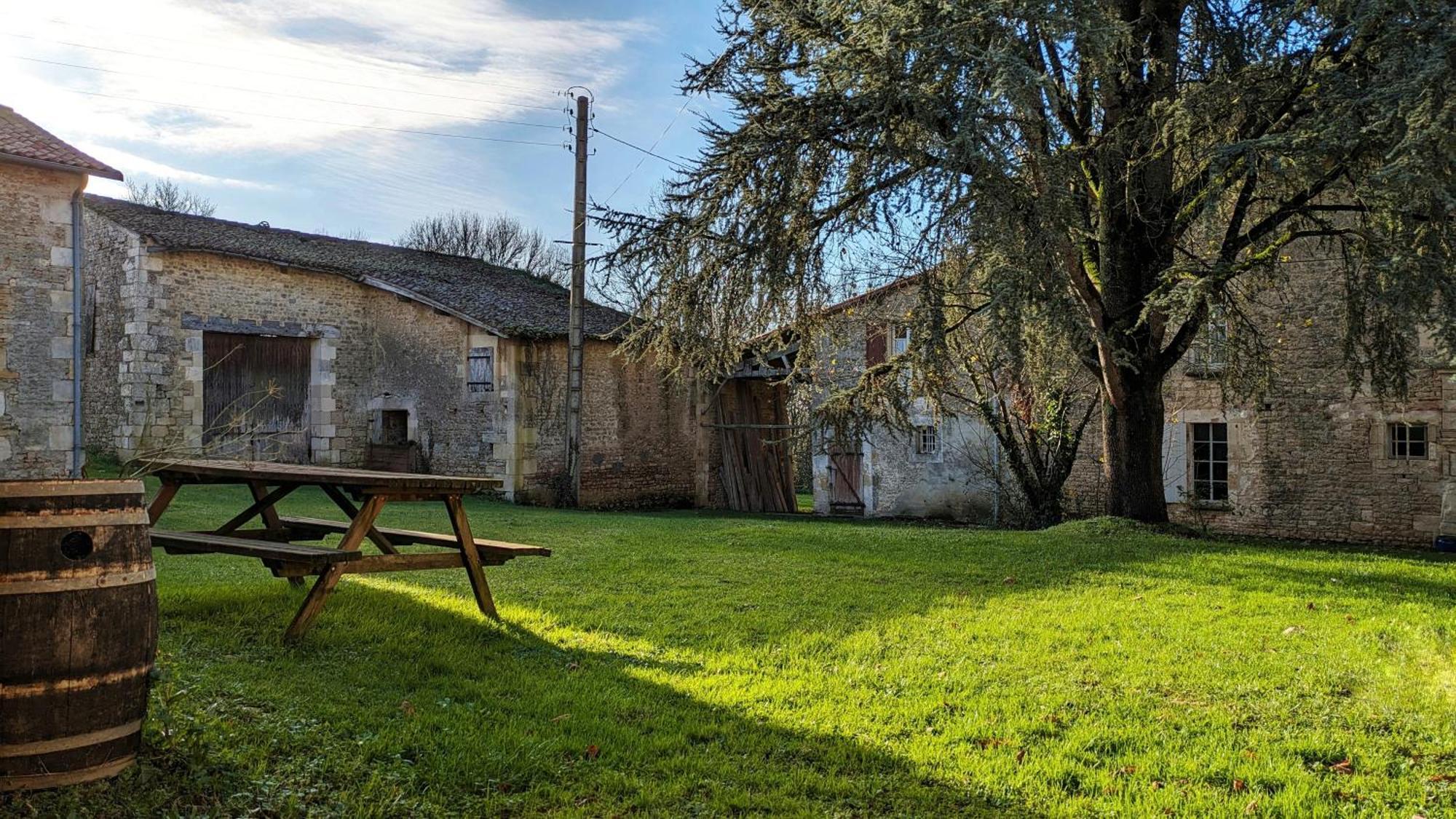 Chateau De Sauge Saivres Экстерьер фото